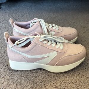 Dolce Vita Sneakers